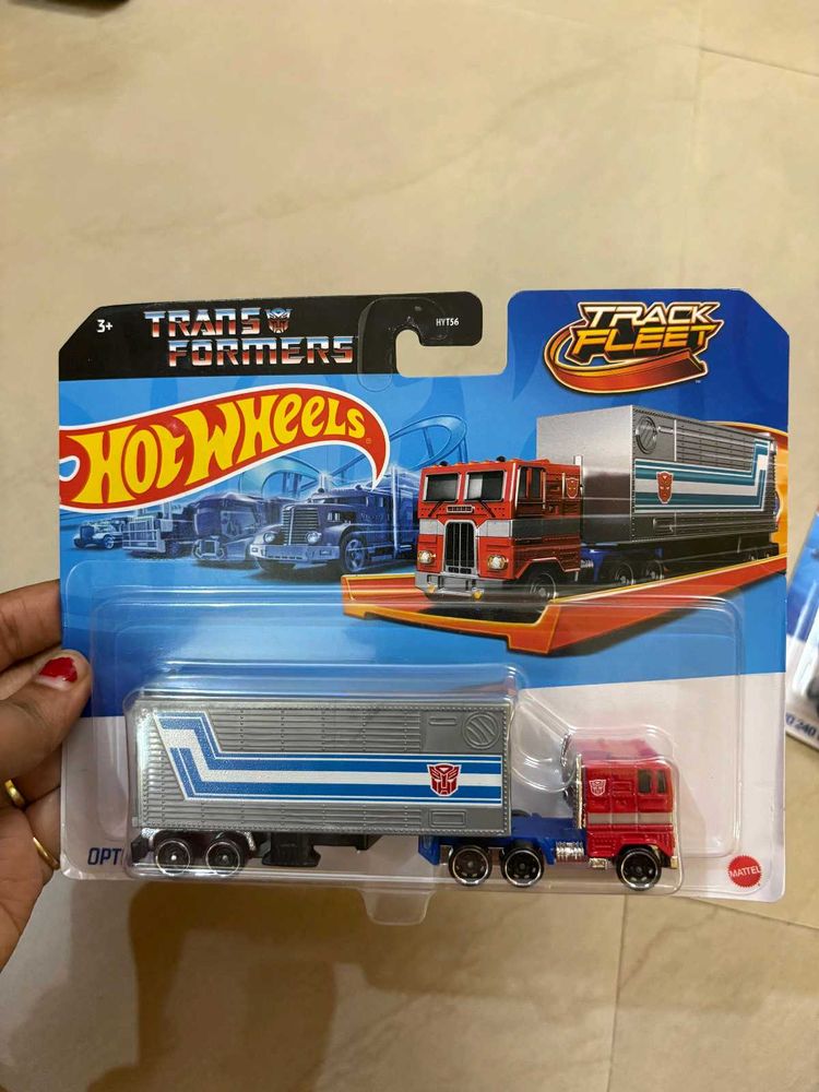 Hot Wheels Transformers Optimus Prime Truck