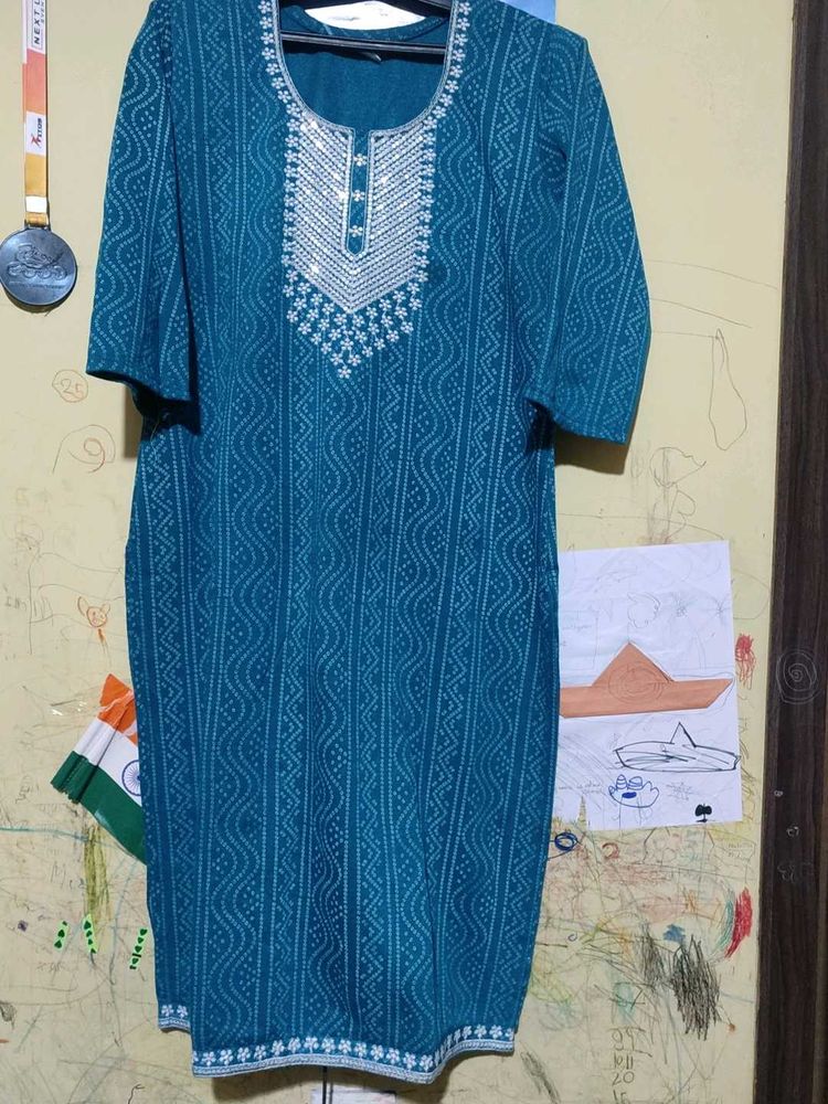 Elegant Teal Embroidered Kurta
