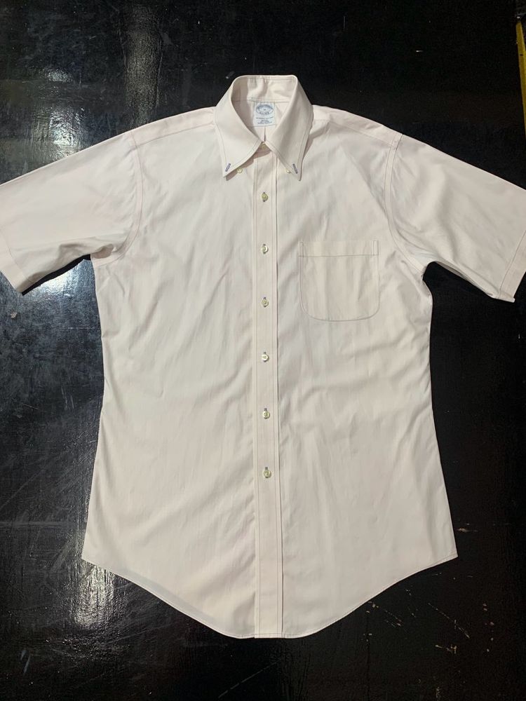 Brooks Brothers Half Sleeves Shirt For Men’s.