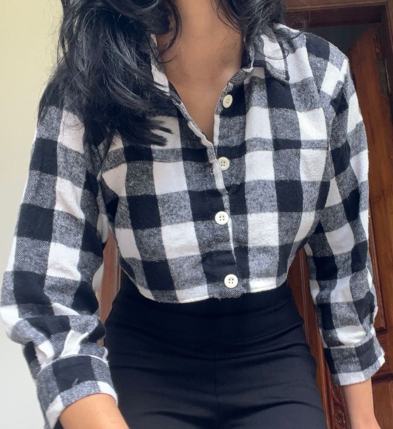Imported Cropped Black &amp; White Plaid Flannel