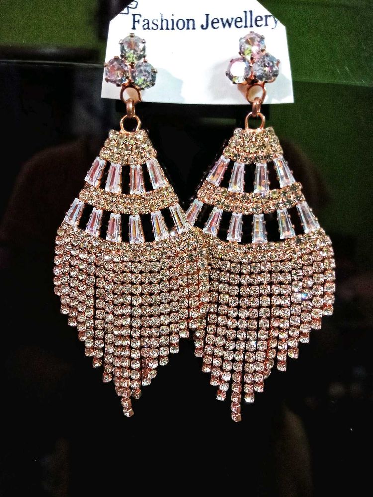 Gorgeous Stone Work Festive Wear Earrings