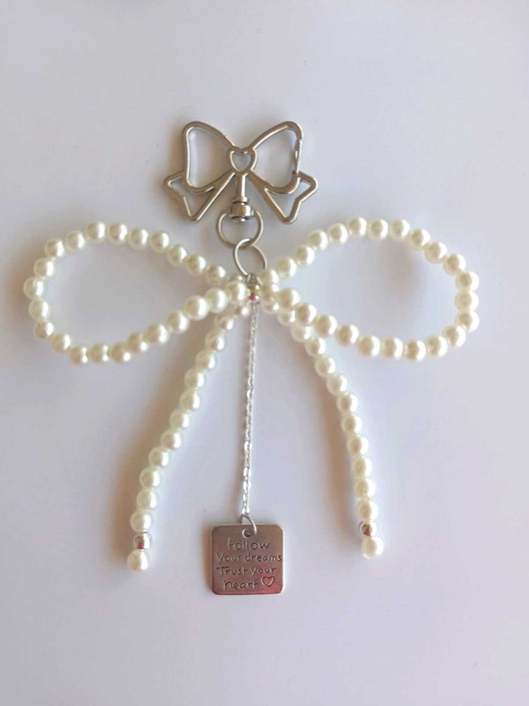 Pearl Bow Keychain