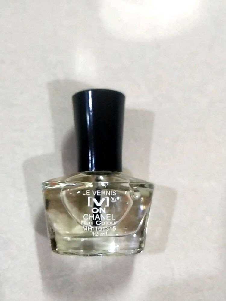 Chanel Le Vernis Nail Colour