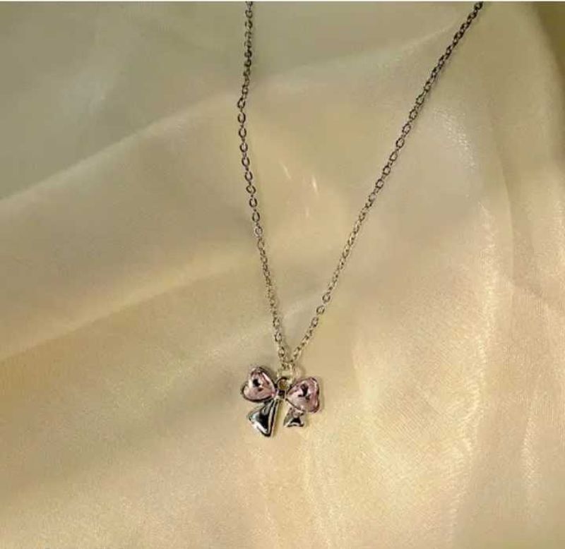 Bow Pendant Necklace