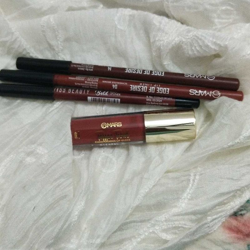 Mars Lip Liner &amp; Gloss Set