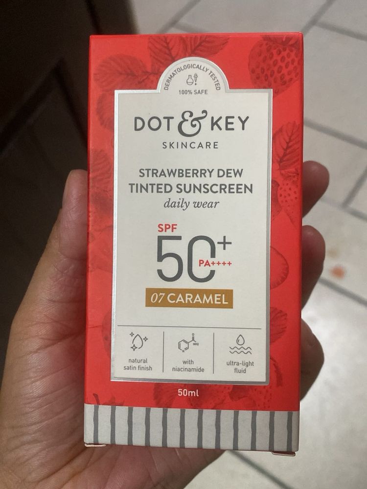 Dot &amp; Key Sunscreen SPF 50