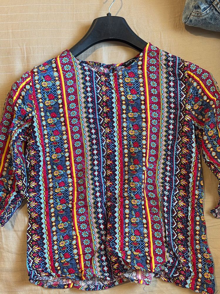 Multicolor Top