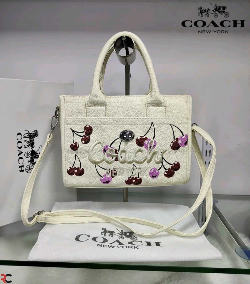 COACH CARGO TOTE BAG WITHOUT BOX