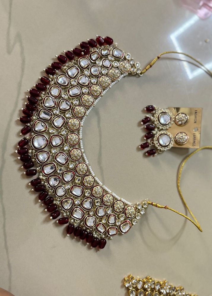 Elegant Kundan Jewelry Set