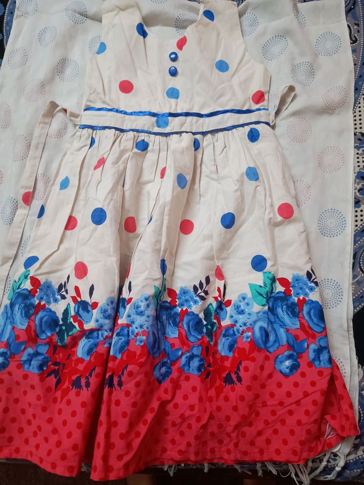 Off-white Girls Gown For 7-8 Yr Old