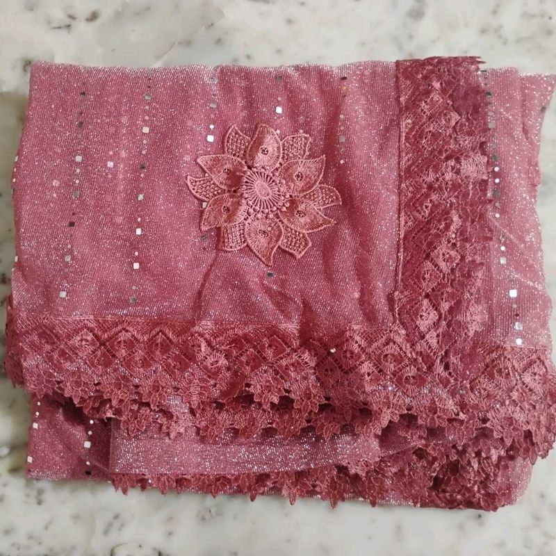 Women&#39;s Pink Chiffon Saree