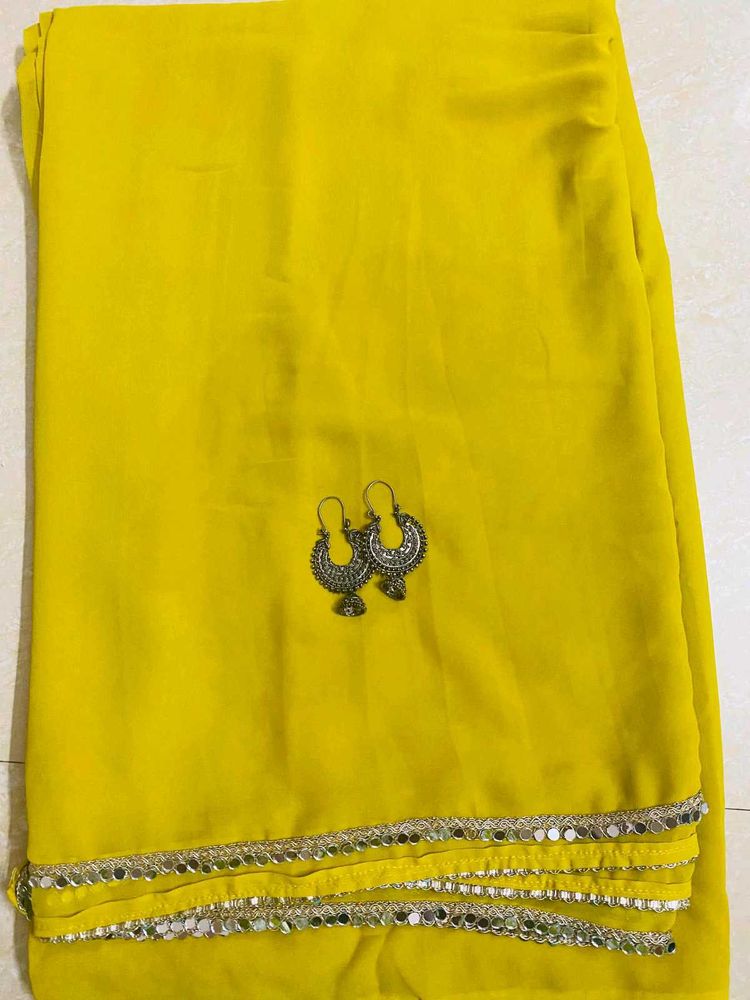 ⭐Yellow Saree with Mirror Border⭐