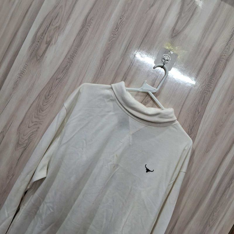 High Neck White Sweatshirt