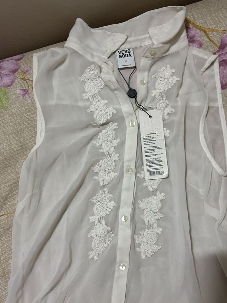 Elegant Korean Style Embroidered White Top