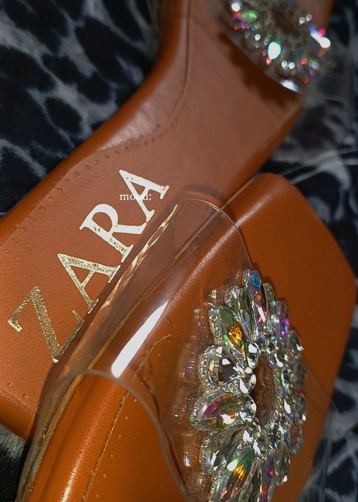 ZARA BRAND FLATS