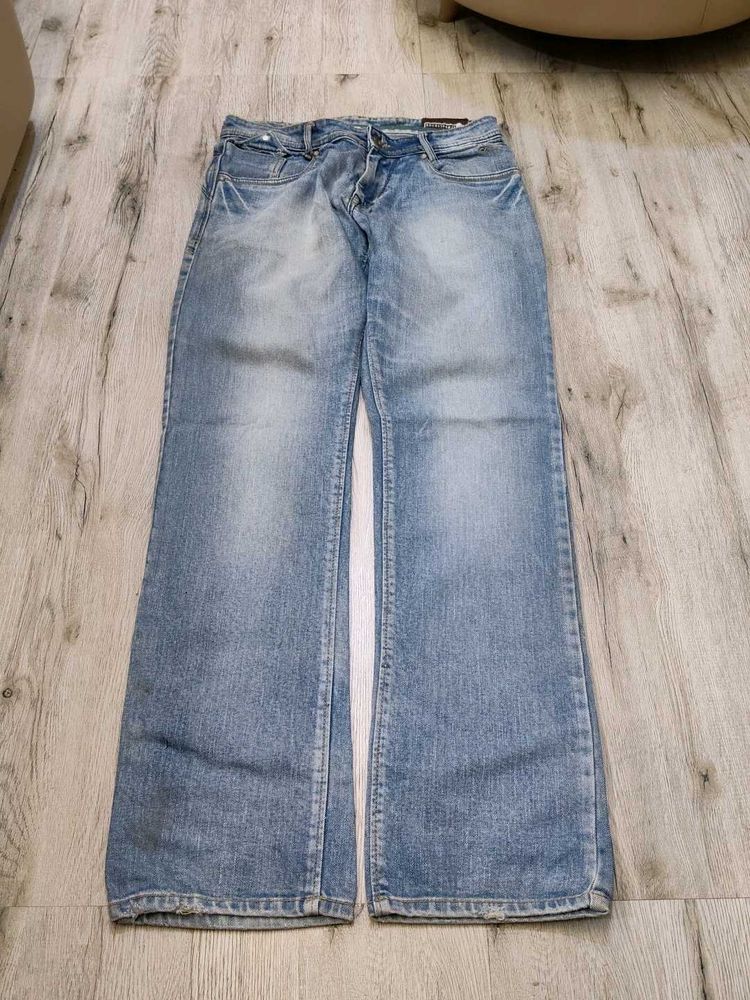Ma2478 Rockstar jeans waist 32 inches