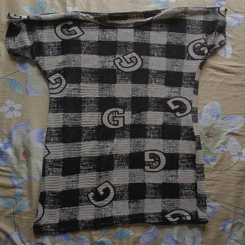 G Checkered Print Top