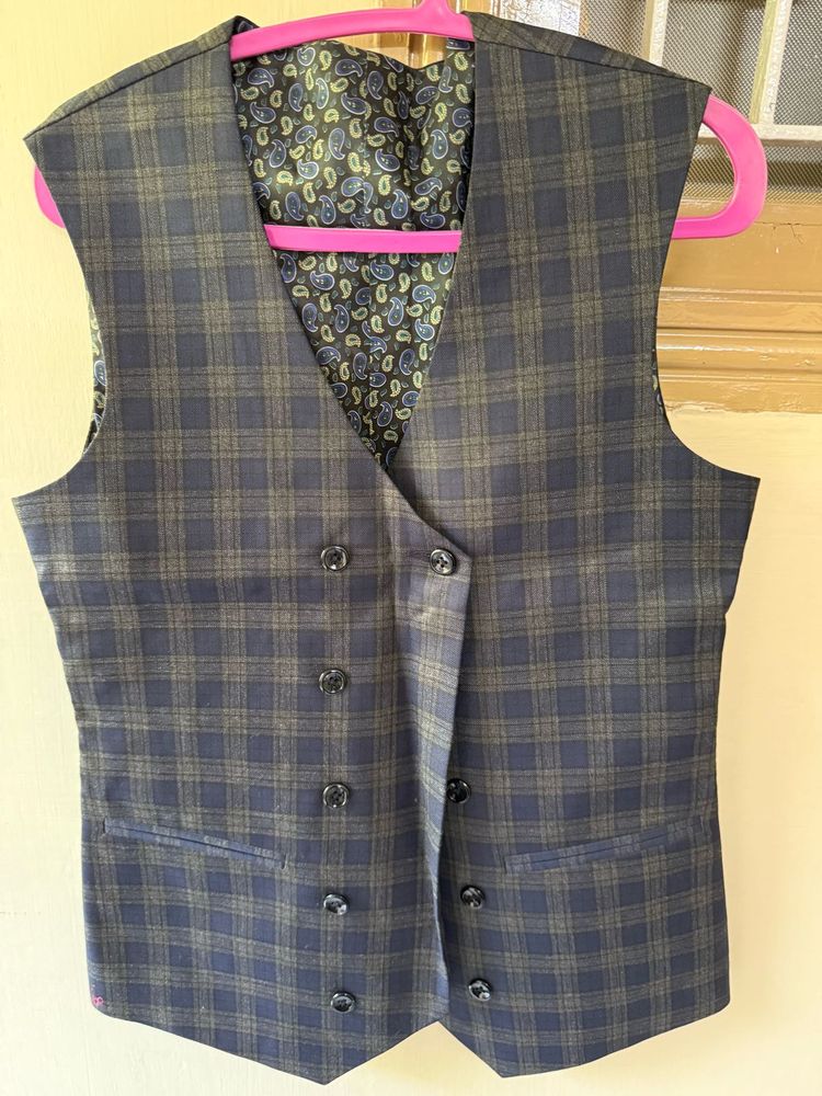 Vestcoat With Shirt N Pant