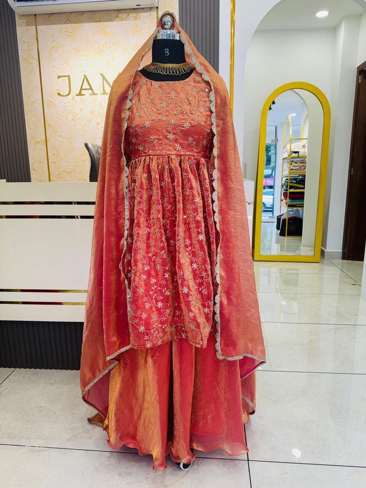 Wedding Outfit For Bridesmaid