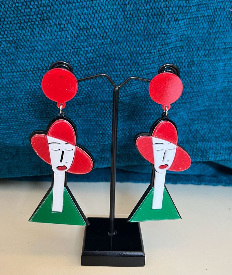 🎨FACE INSPIRED EARRING🎨