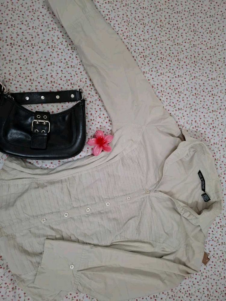 Fitted Shirt 🌷🛍️