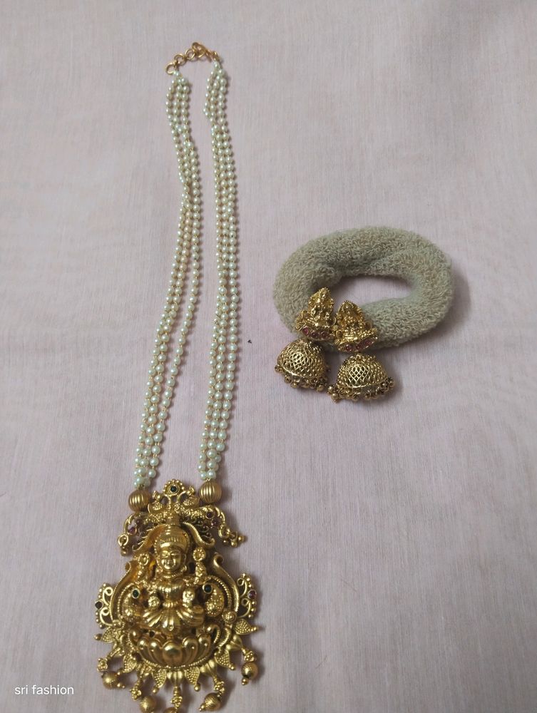 Antic Design Pearl Necklace Set