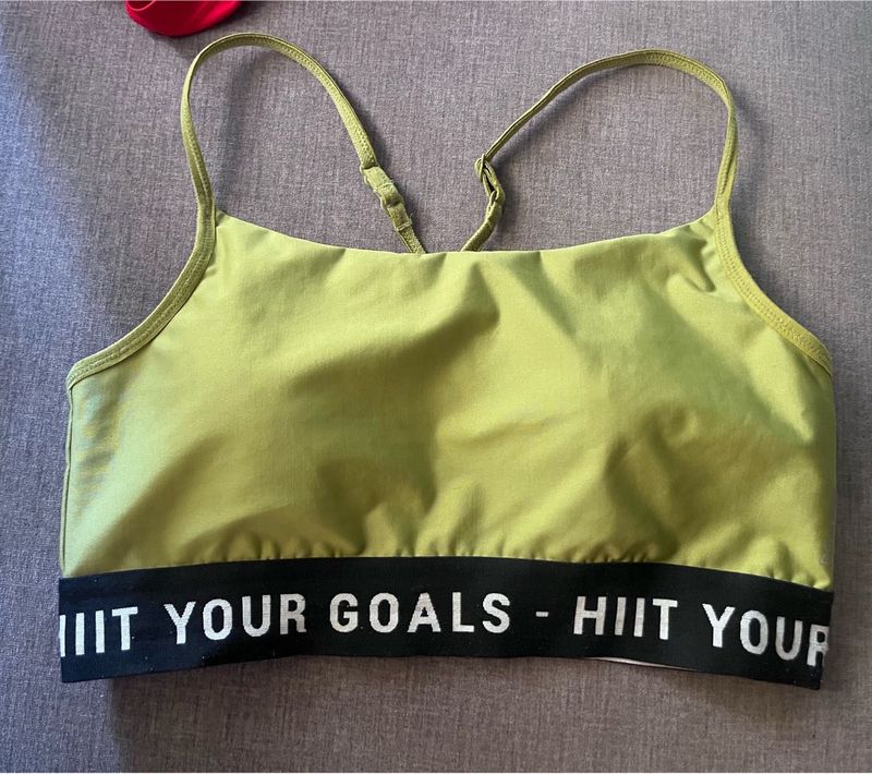 Sports bra