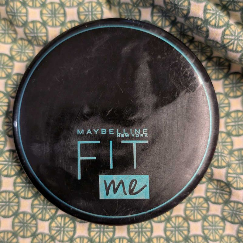 Maybelline Fit Me Compact (Shade- Warm Nude 128)