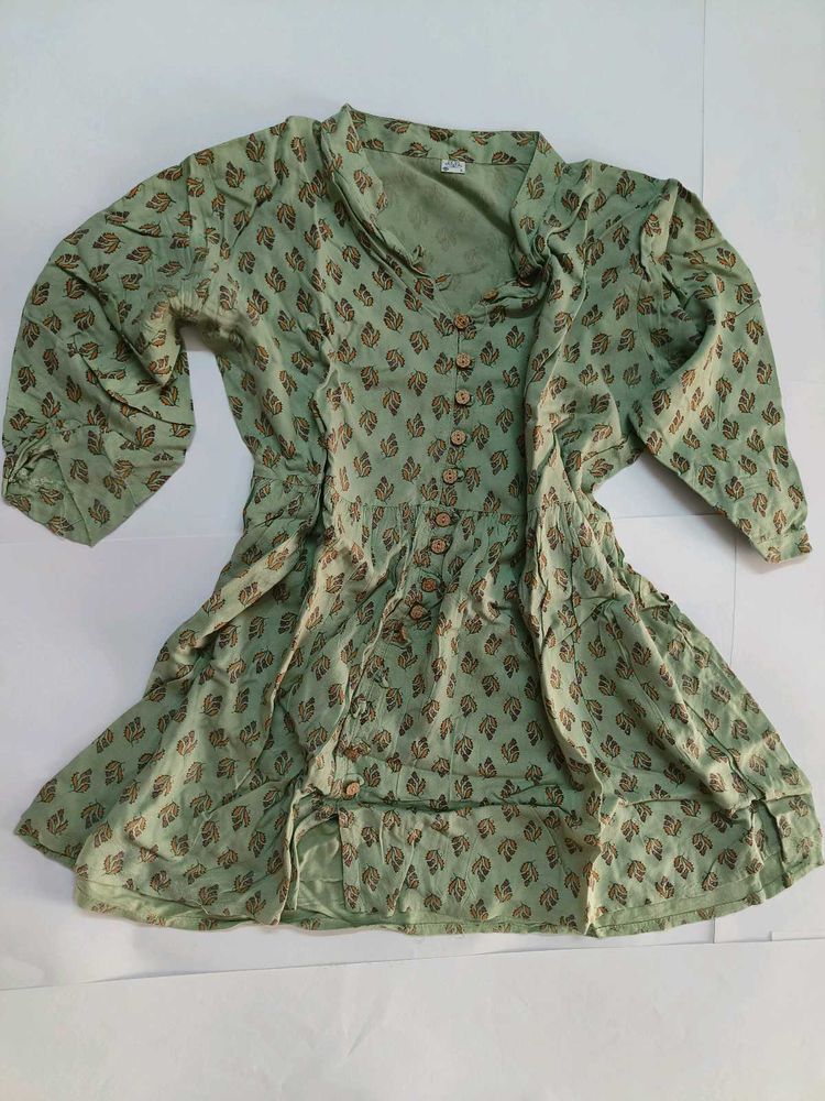 Flash Sale | Green Short Kurti