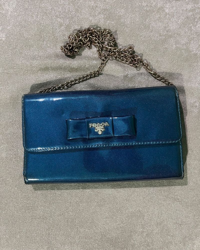 Stylish Blue Sling Bag