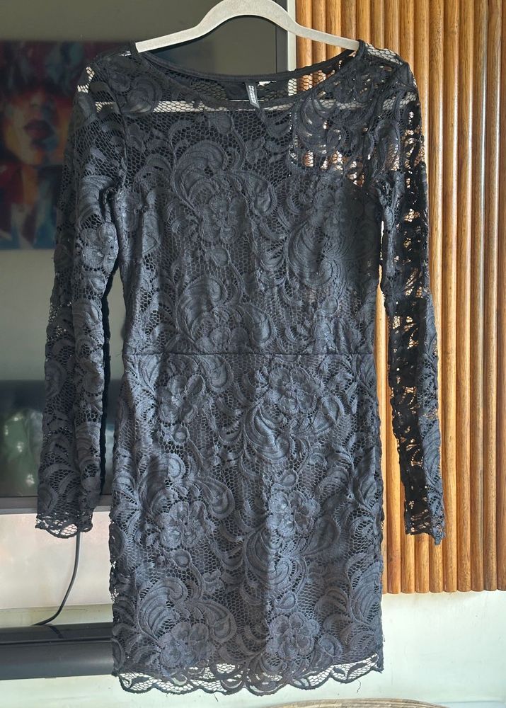 Elegant LBD - Black Lace Dress