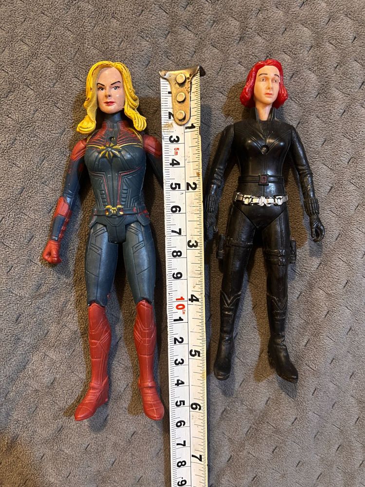 Captain marvel And Black Widow Action Figure