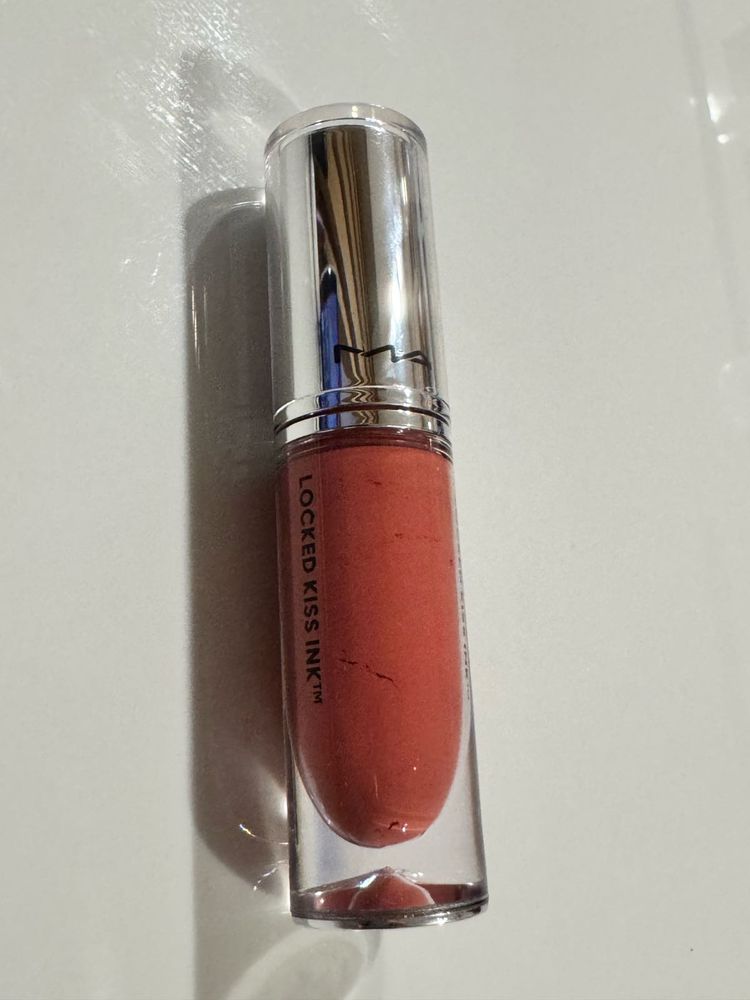 🎄⭐️MAC Locked Kiss Ink - Mull It Over⭐️🎄