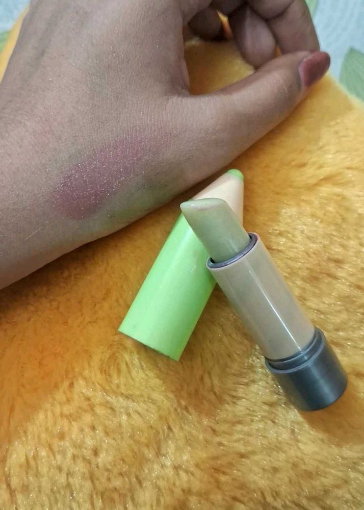 Colour changing Lipstick