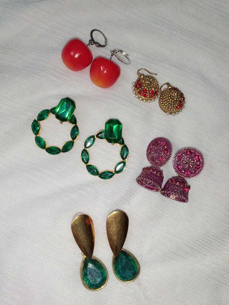 Earrings Collection