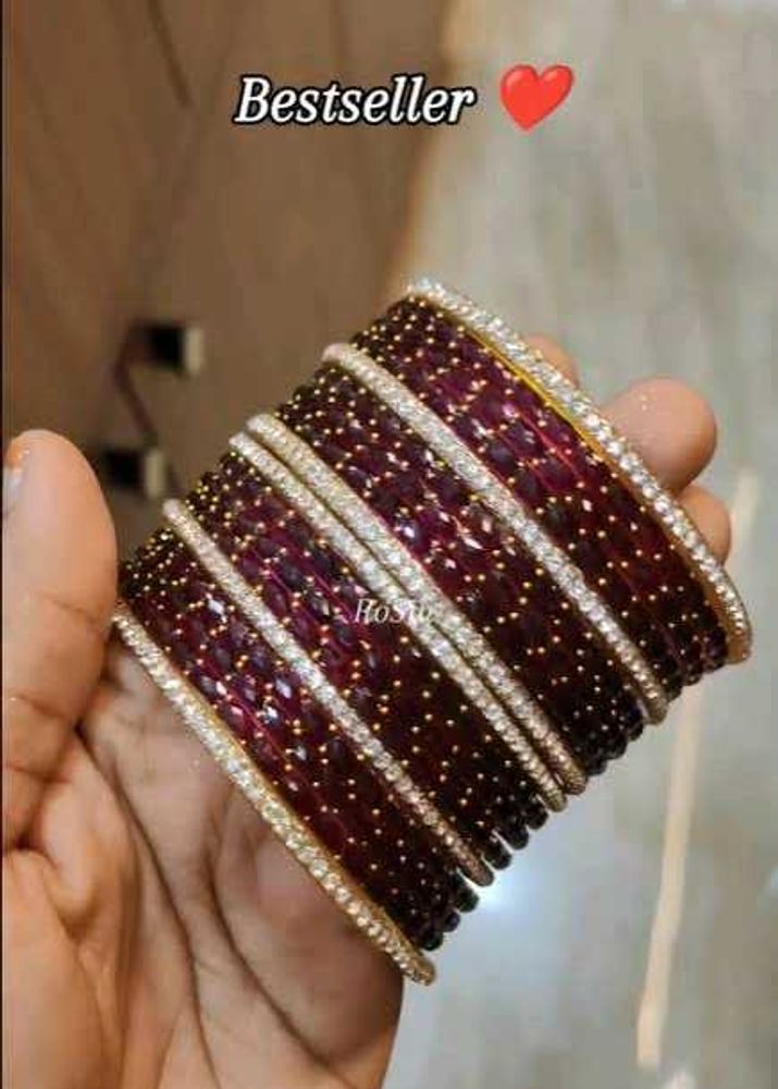 Raindrop Glass Bangle (Set of 18)