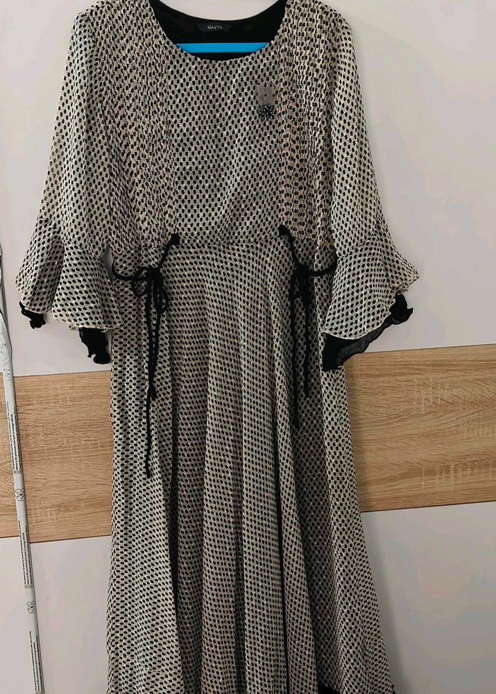 Elegant Midi Dress