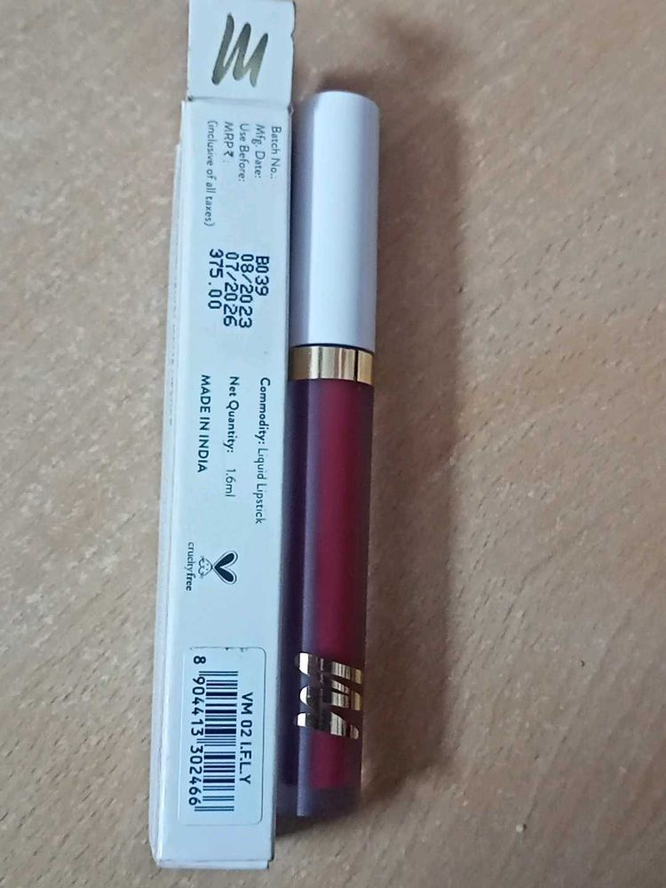 Myglamm Velvet Matte Lipstick