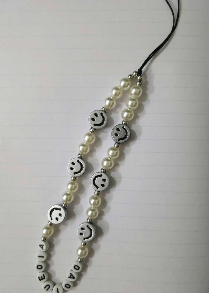 Smiley Face Phone Charm! 🌚