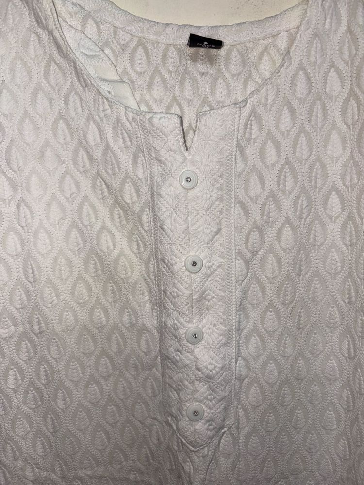Chikankari Kurti
