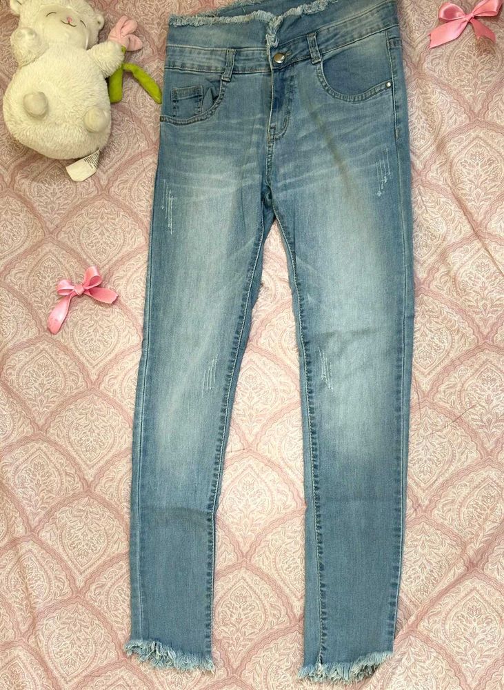 Light Blue High-Waisted Frayed Hem Skinny Je