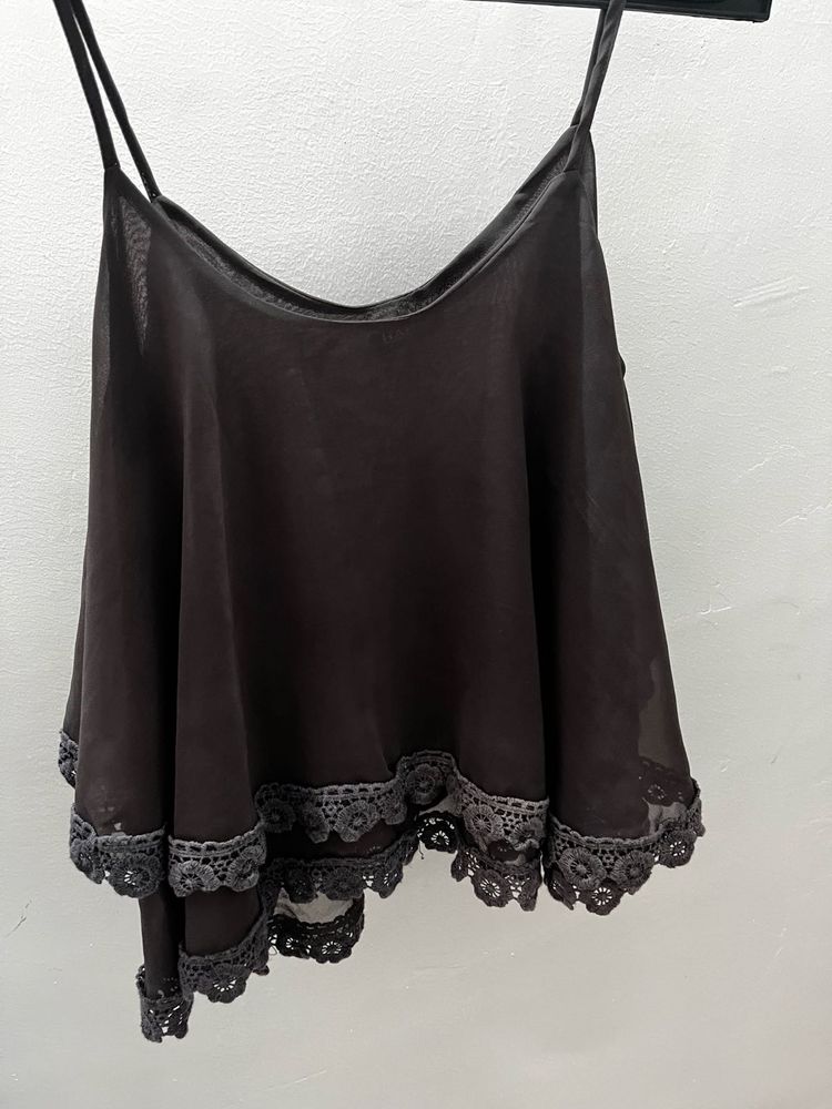 A line top