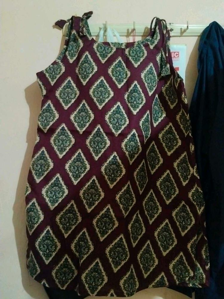 Sleeveless Short Kurti