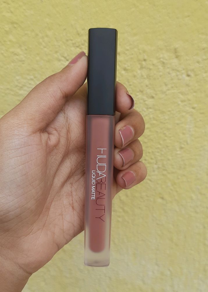 Huda Beauty Liquid Lipstick (Trendsetter)