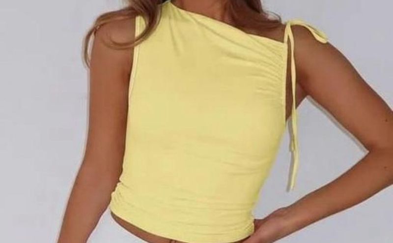 Chic Yellow One-Shoulder Top