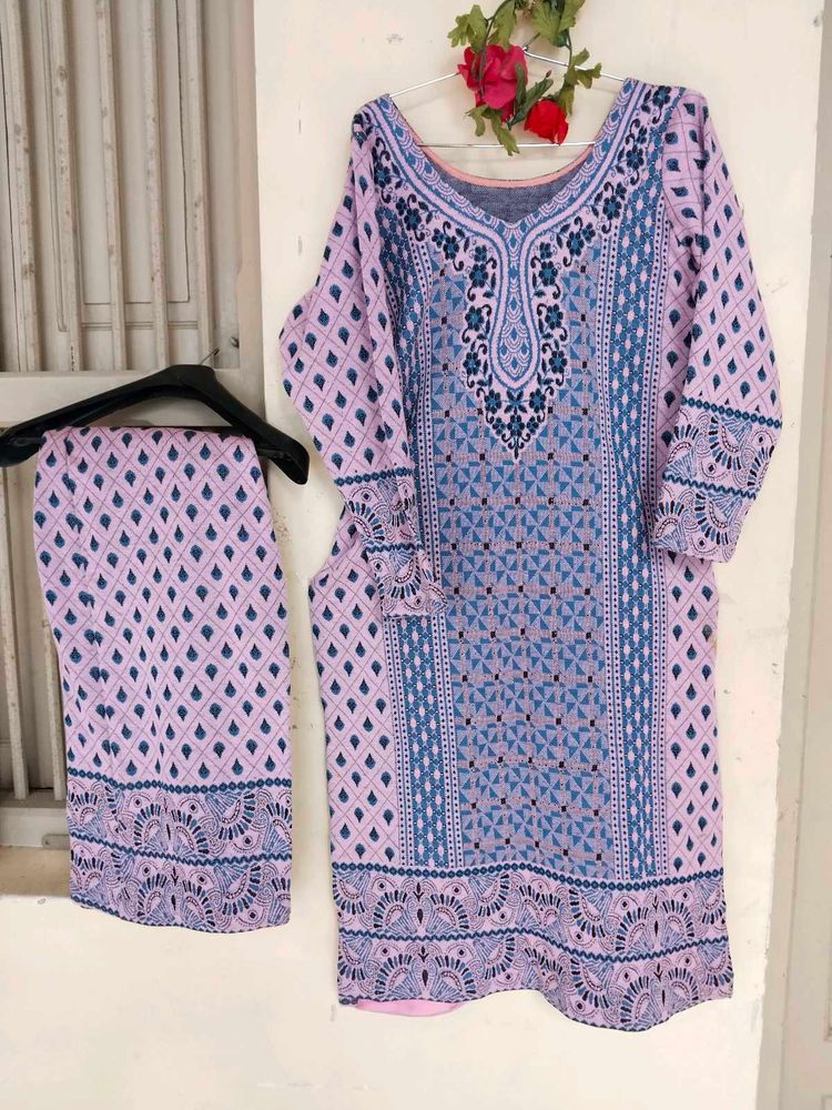 Elegant woollen Kurta Set condition good
