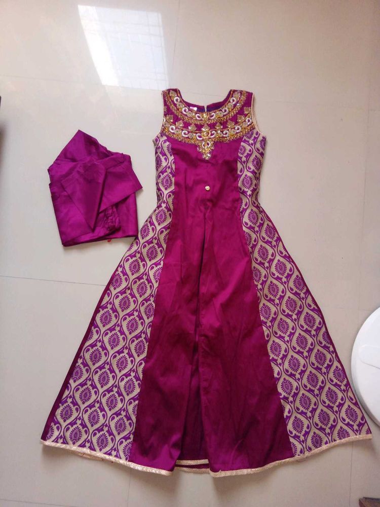 Burgundy dress 💜