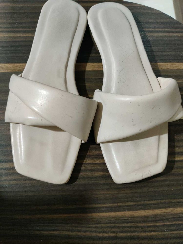 Trendy White Slides