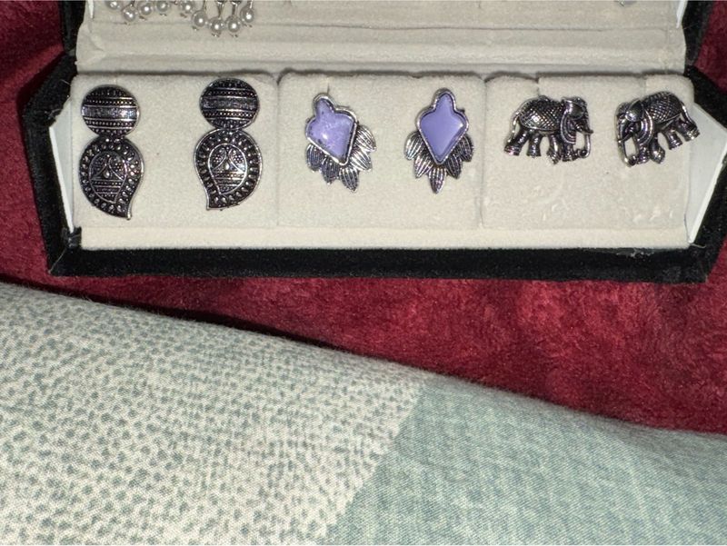 Assorted Earrings Set