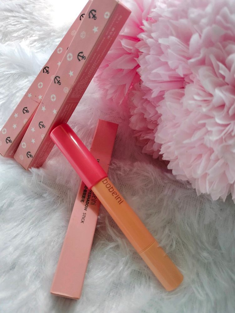 Bobeini Glitter Eyeshadow Pen